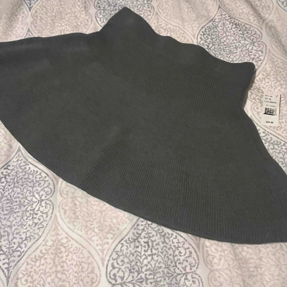 Gray Junior’s skirt